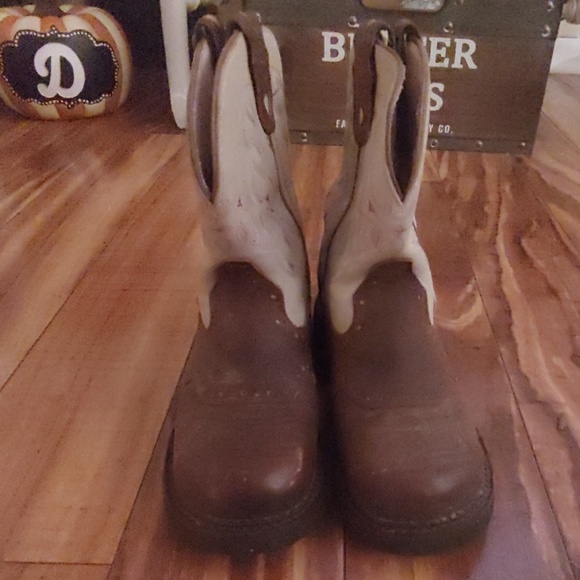 Justin Boots - Picture 4 of 8